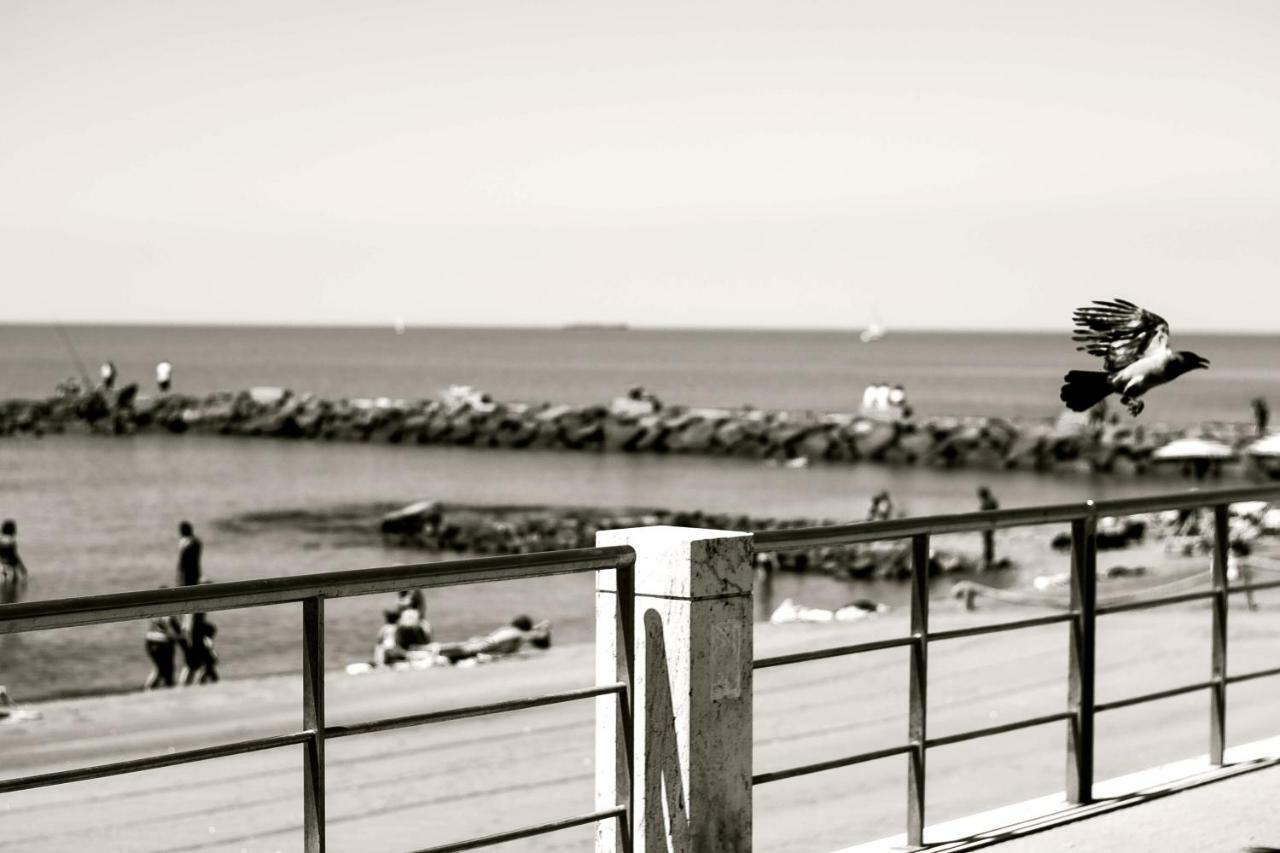 Apartamento Open Space On The Sea Of Rome !:) Lido di Ostia Exterior foto